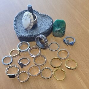 Assorted Women's Ring Set in Gold, Silver and Green - Unbranded Mystery Lot!